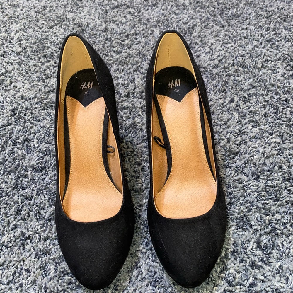 Black heels